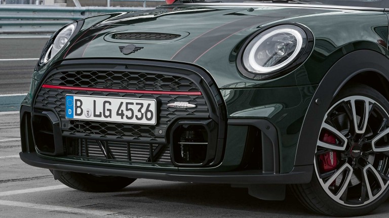 MINI John Cooper Works Clubman - nhìn trước - cản trước