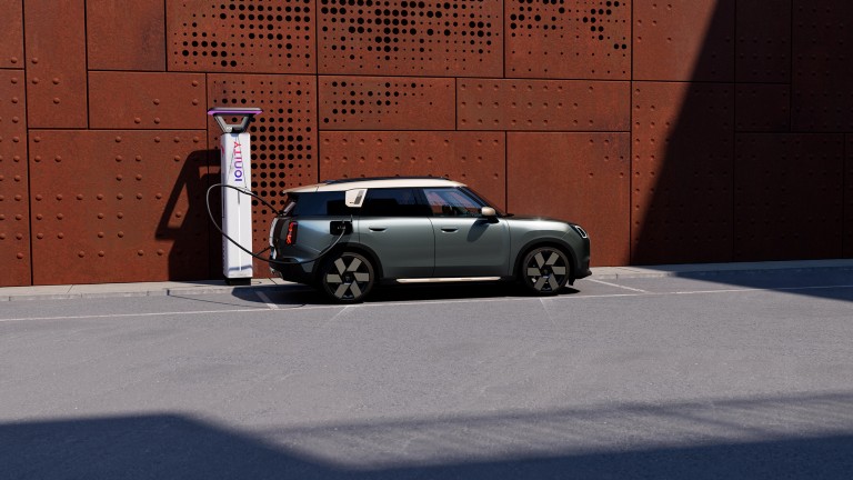 mini-countryman-electric
